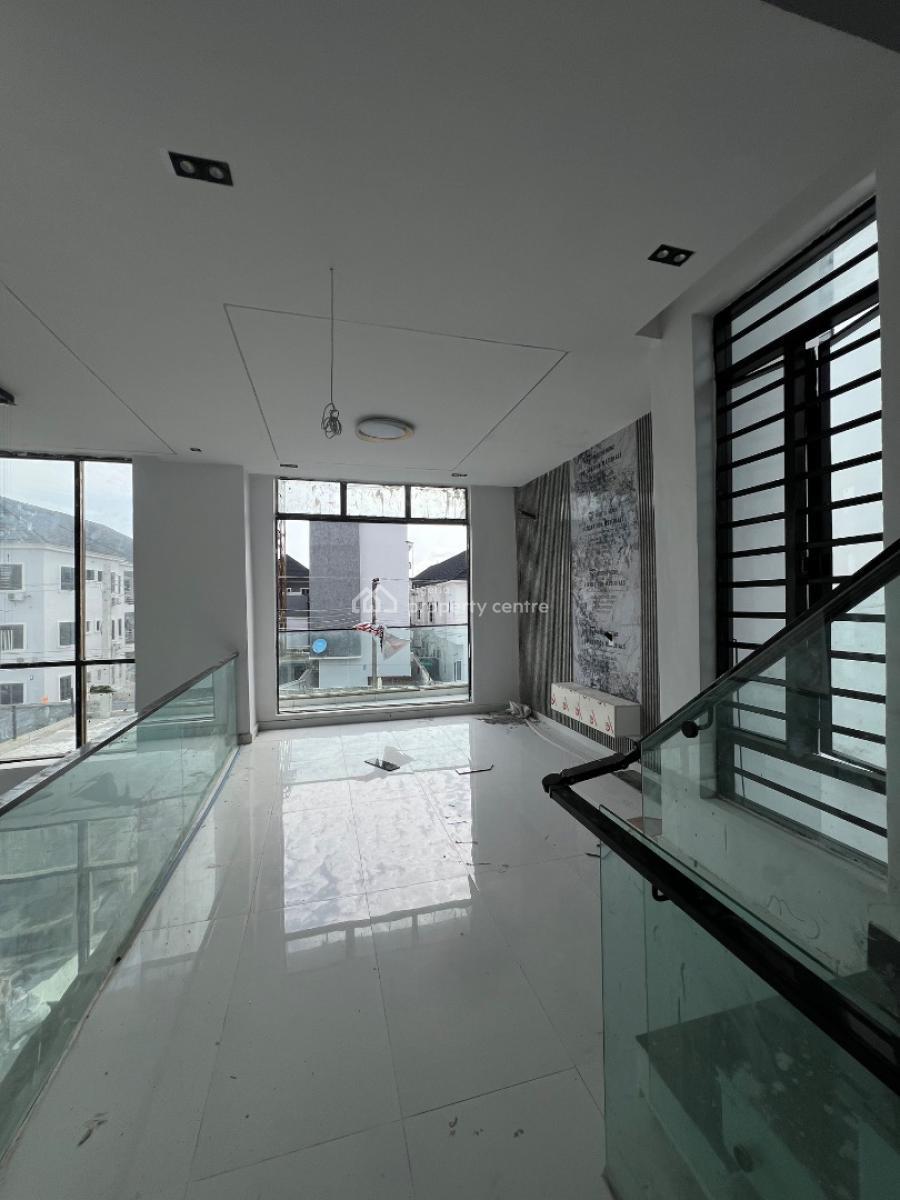 5 bedroom detached duplex for sale