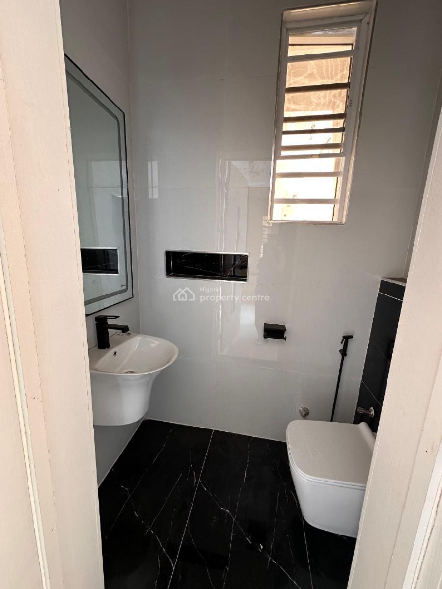 5 bedroom detached duplex for sale