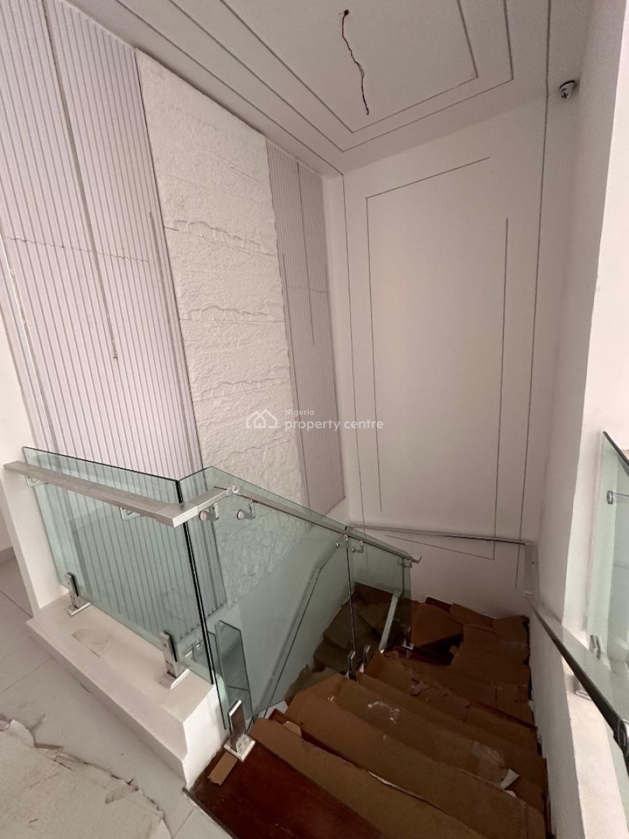 5 bedroom detached duplex for sale