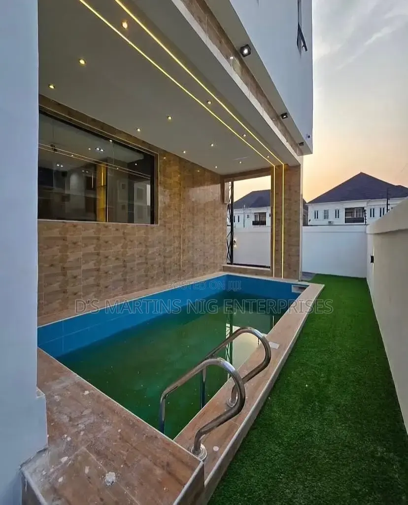 5bdrm Duplex in Victoria Garden City, Lekki for sale