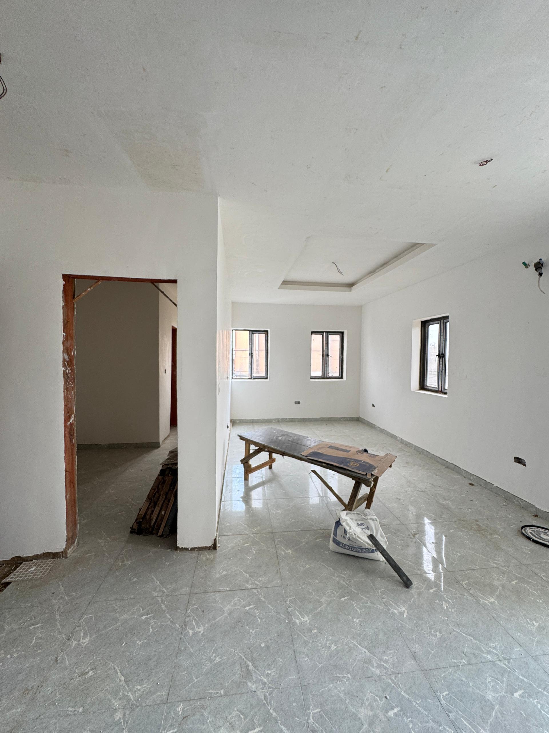 Super Luxurious 2/3Bedrooms & 3 Bed Maisonette with Bq