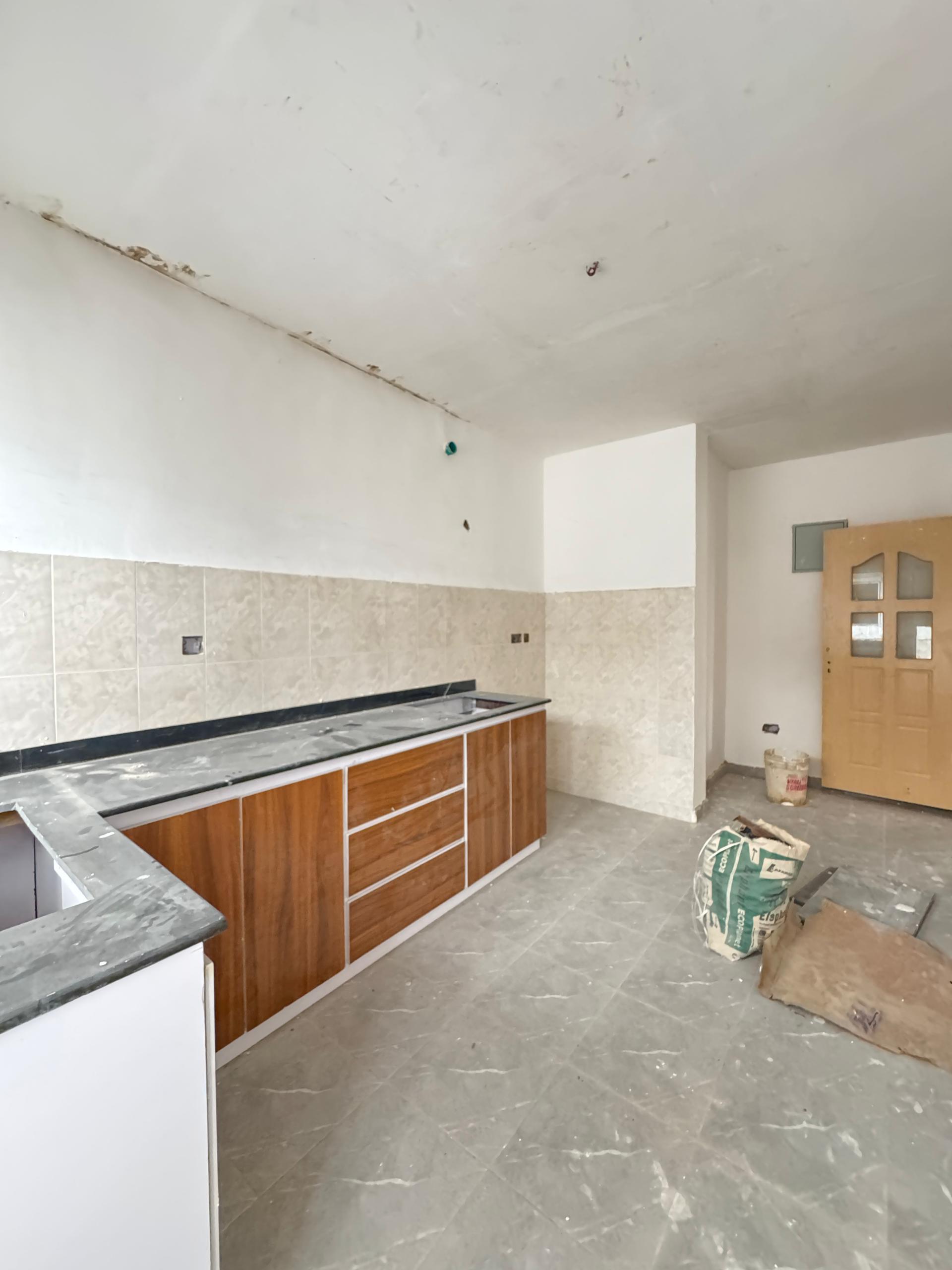 Super Luxurious 2/3Bedrooms & 3 Bed Maisonette with Bq