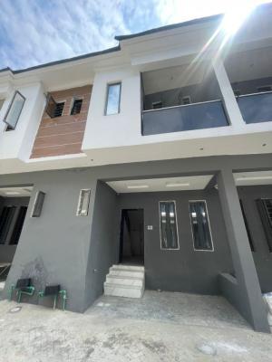 Distress 3 Bedroom Terrace