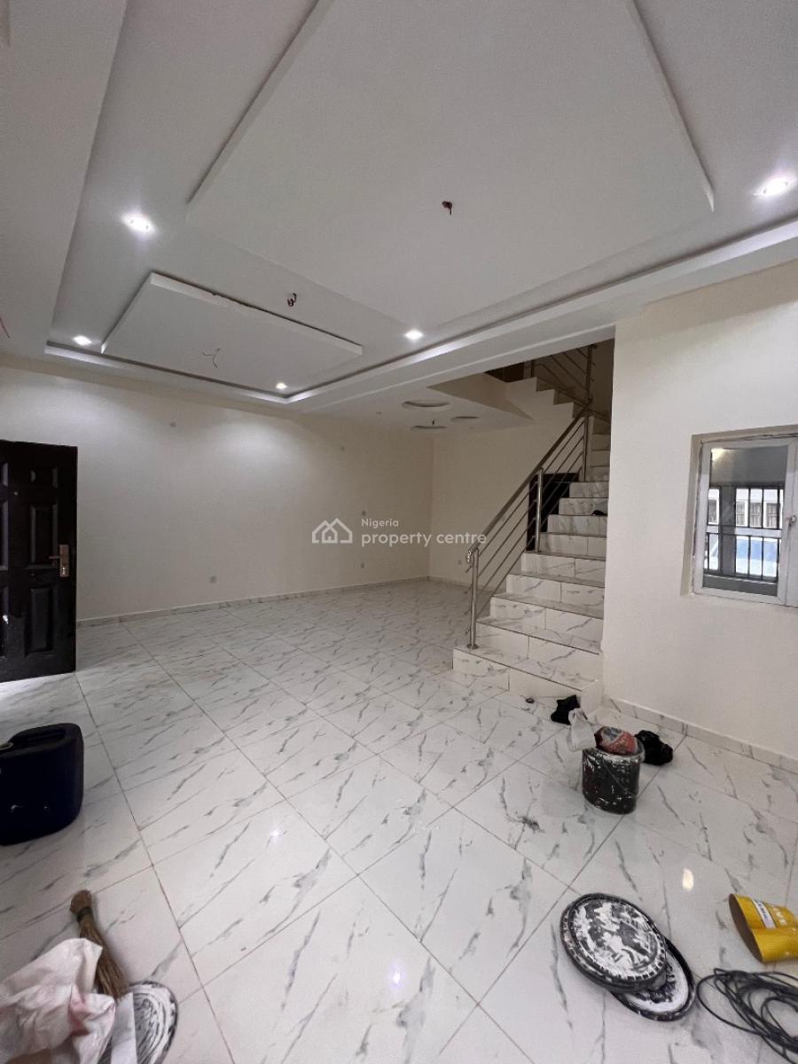 4 bedroom terraced duplex for rent