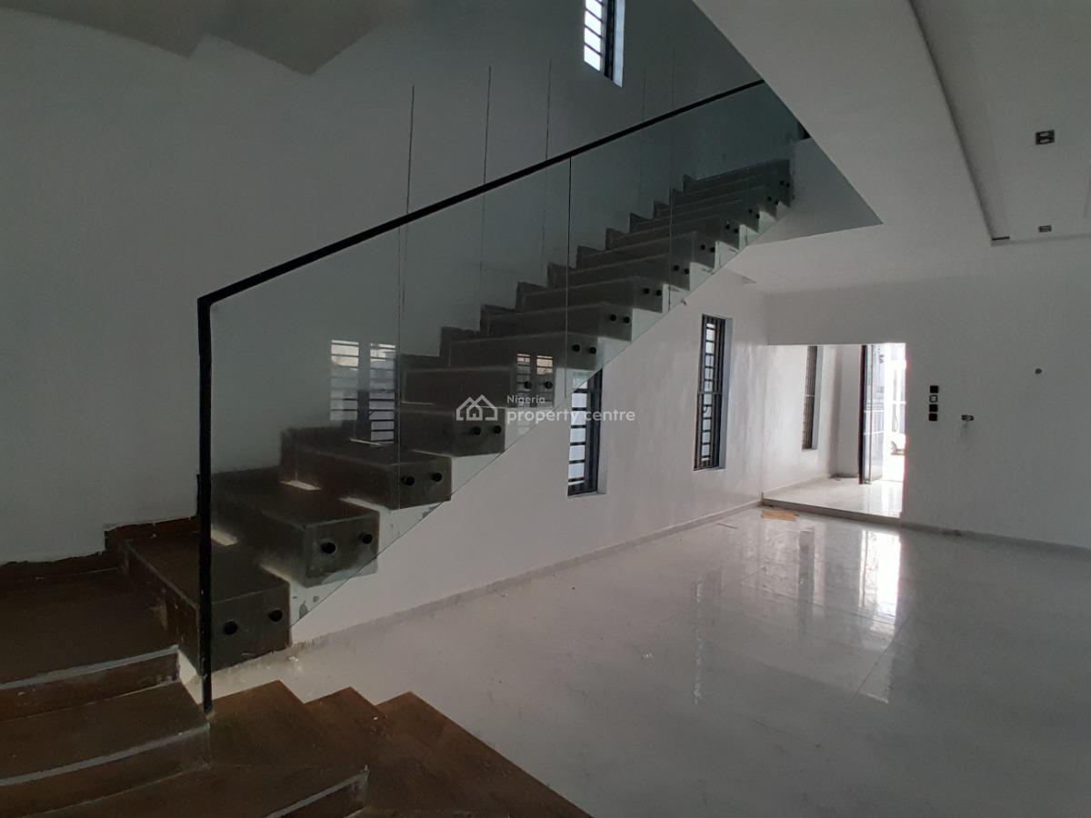 5 bedroom detached duplex for sale