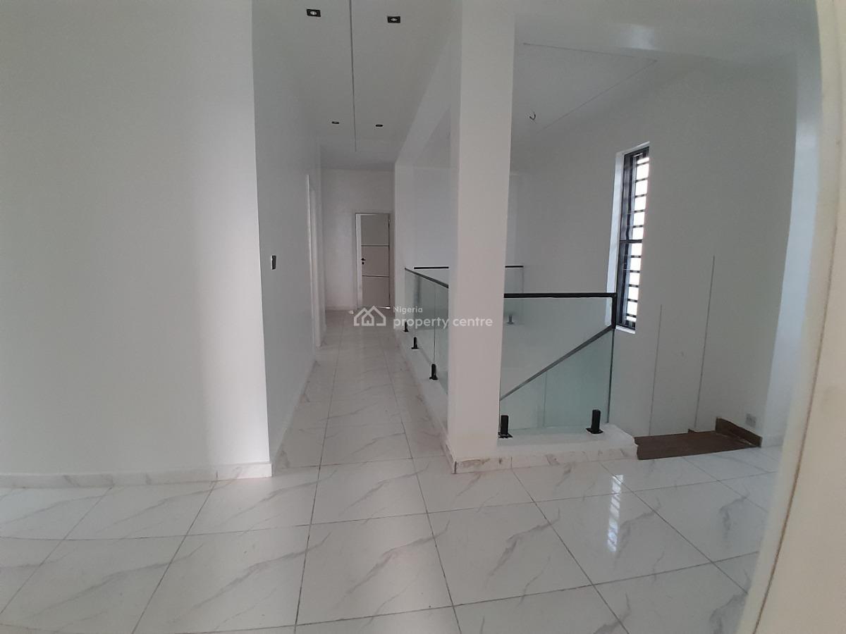 5 bedroom detached duplex for sale