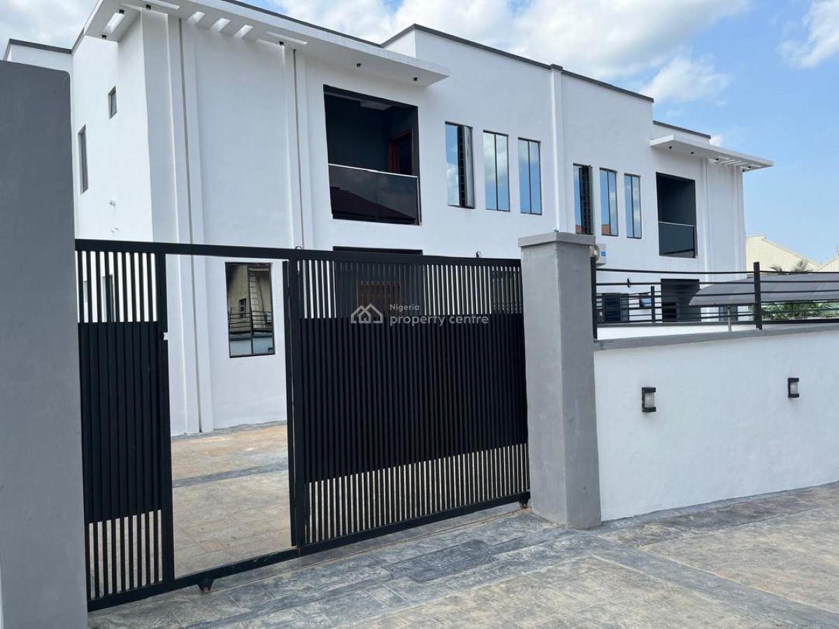 4 bedroom semi-detached duplex for sale