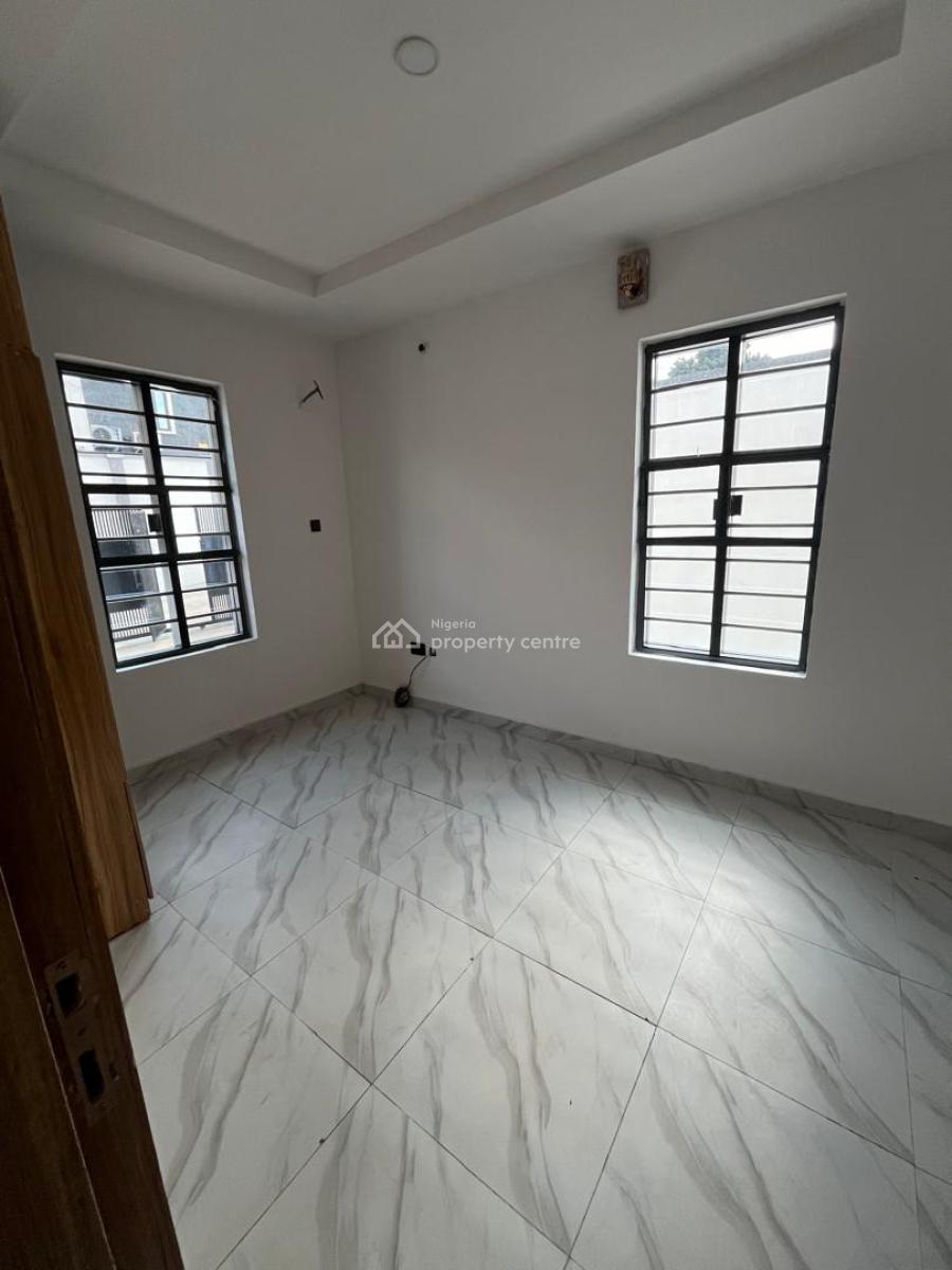 4 bedroom semi-detached duplex for sale