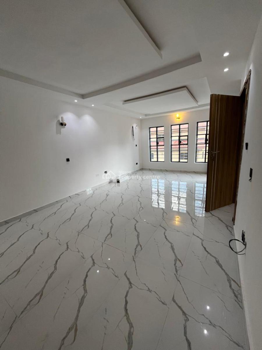 4 bedroom semi-detached duplex for sale