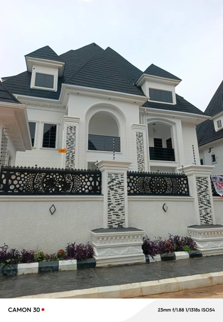 6 bedrooms fully detached duplex with penthouse and 2bq with swimming pool located in gwarimpa
