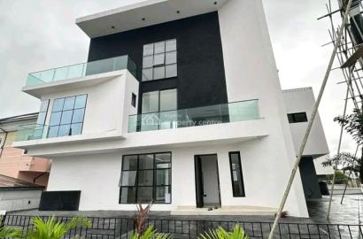 5 bedroom detached duplex for sale