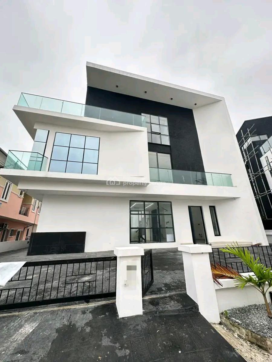 5 bedroom detached duplex for sale