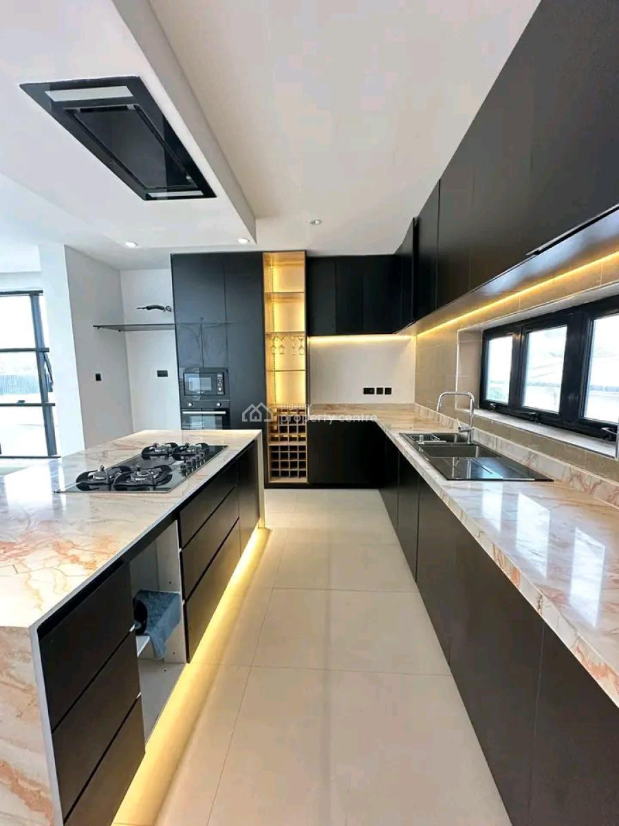 5 bedroom detached duplex for sale