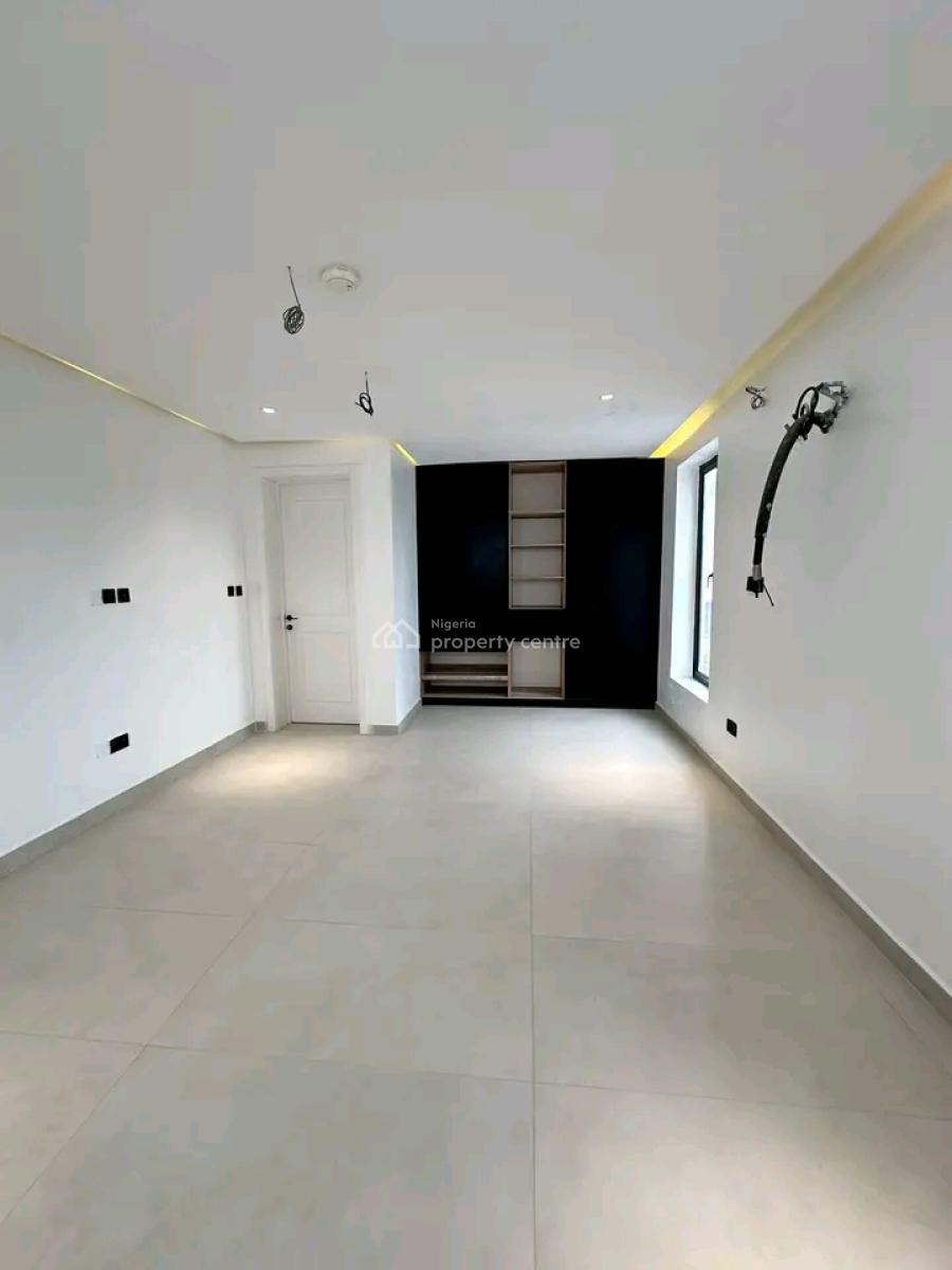 5 bedroom detached duplex for sale