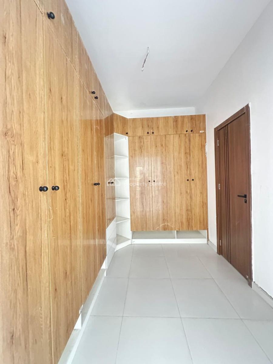 Brand New 4 Bedrooms Duplex