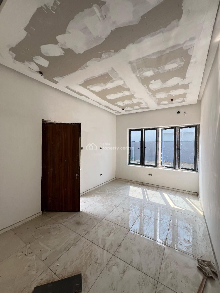 4 bedroom terraced duplex for sale
