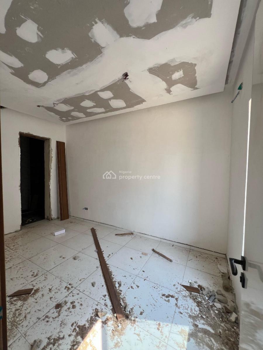 4 bedroom terraced duplex for sale