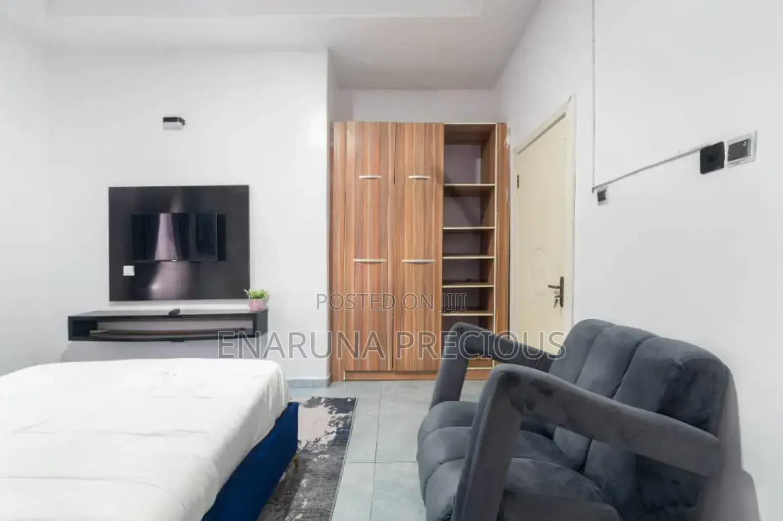 Furnished 4bdrm Townhouse/Terrace in Orchid, Chevron for sale