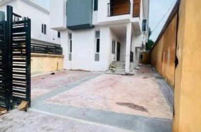 Alluring 4 Bedroom Semi Detached Plus Bq In A Serene Estate