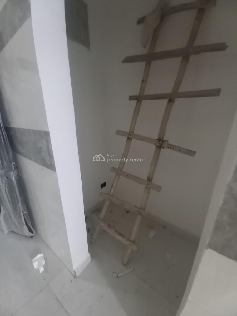 Luxury New 5bedroom Fully Detached Duplex With Bq