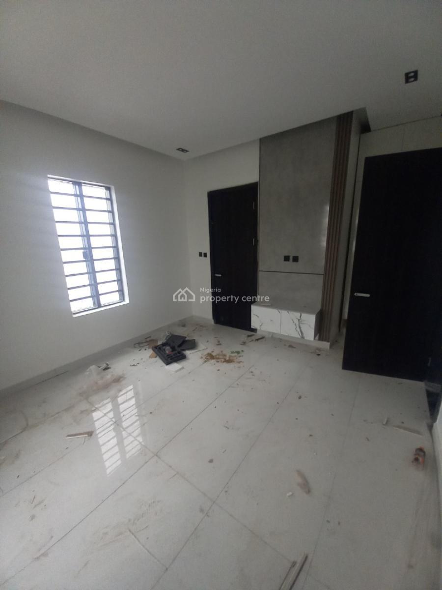 Luxury New 5bedroom Fully Detached Duplex With Bq