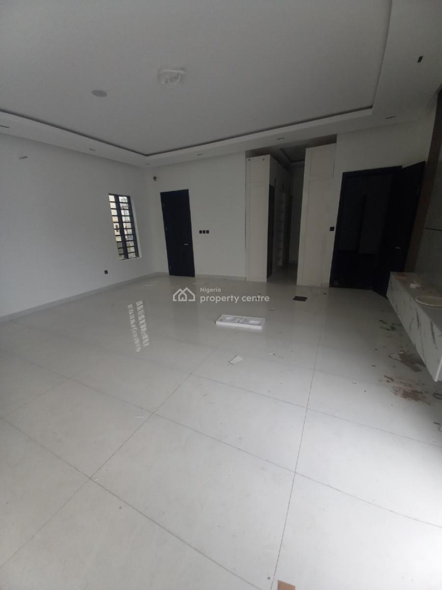 Luxury New 5bedroom Fully Detached Duplex With Bq