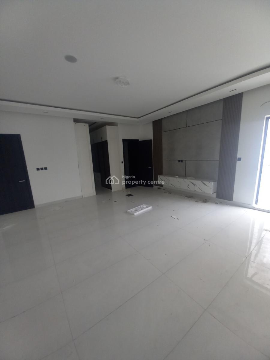 Luxury New 5bedroom Fully Detached Duplex With Bq