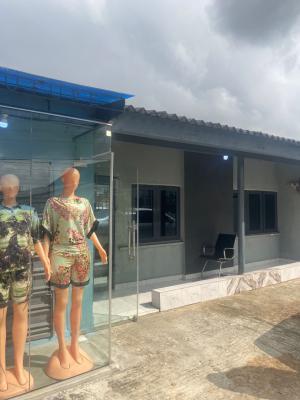 Nice And Newly Renovated 4 Bedroom Bungalow With An Open Space