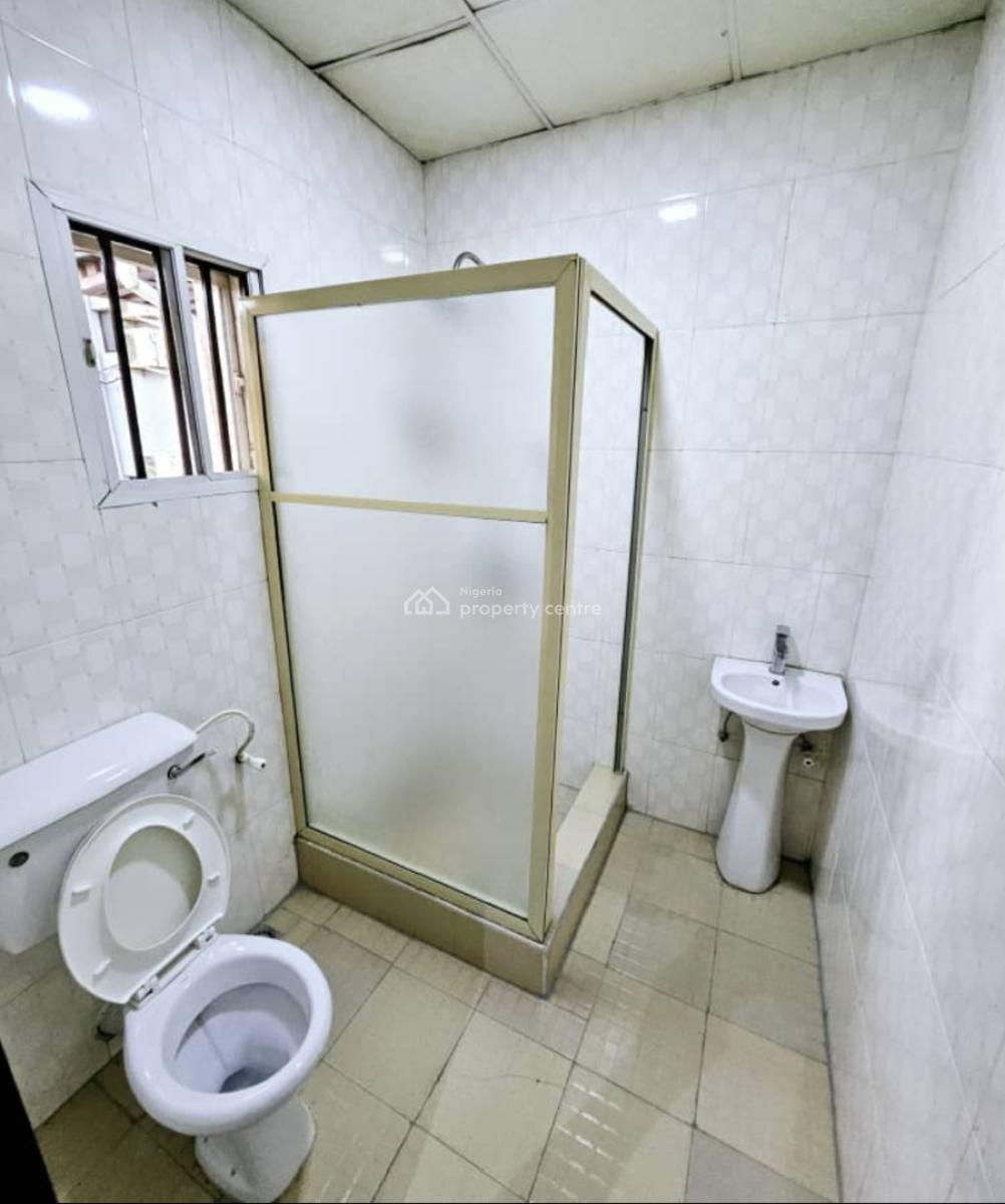 4 bedroom commercial property for rent