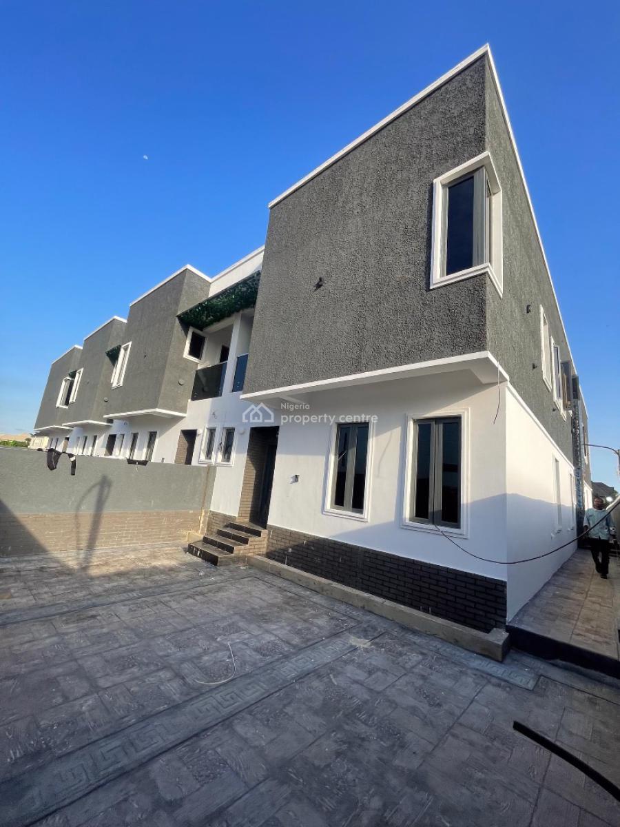 4 bedroom terraced duplex for sale
