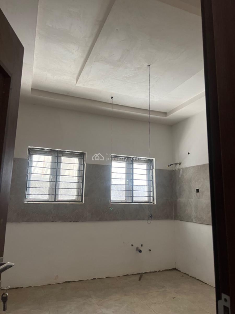 4 bedroom terraced duplex for sale