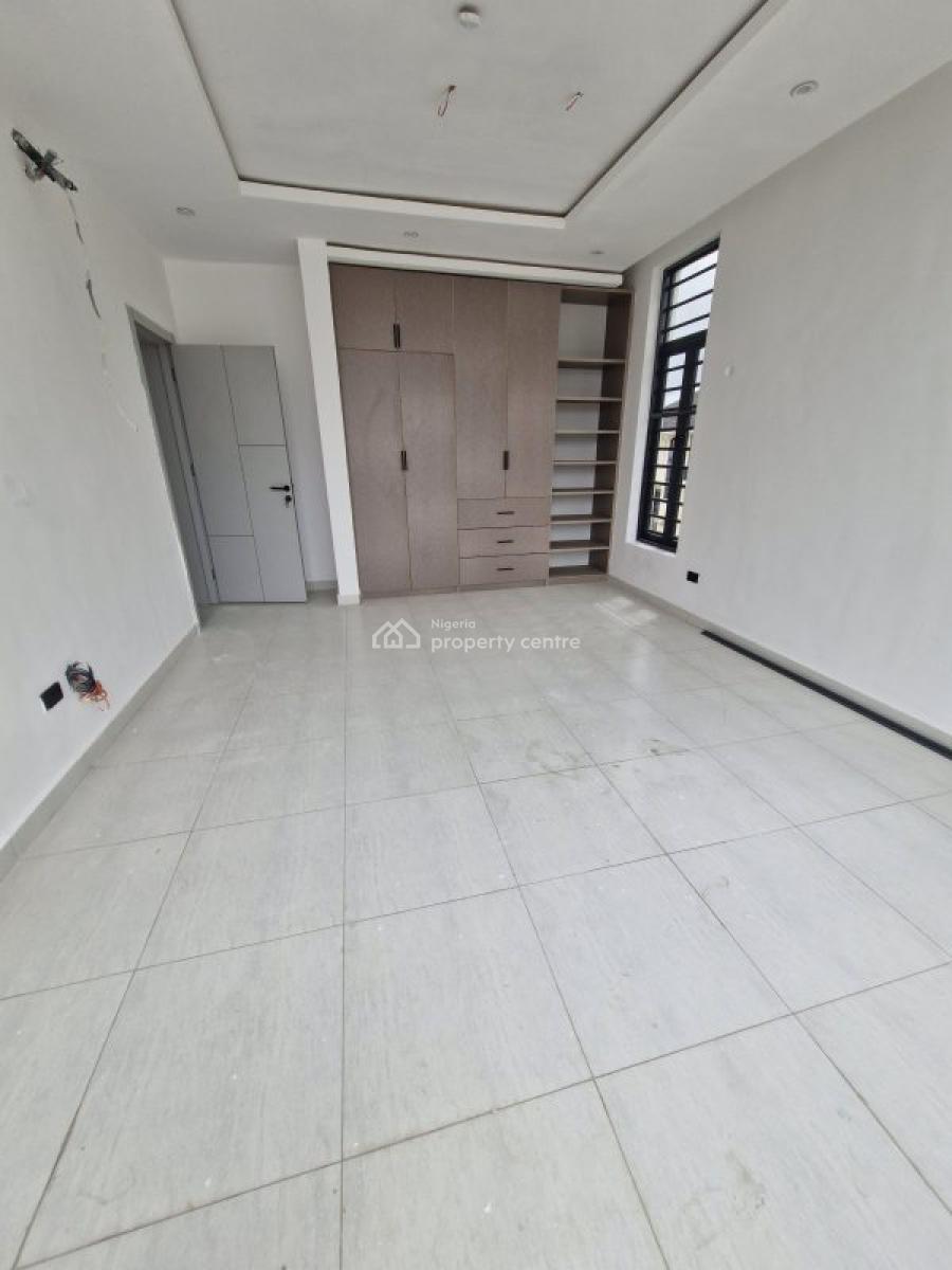 Beautifully Finished Detached 4 Bedroom Duplex With 2 Room Bq