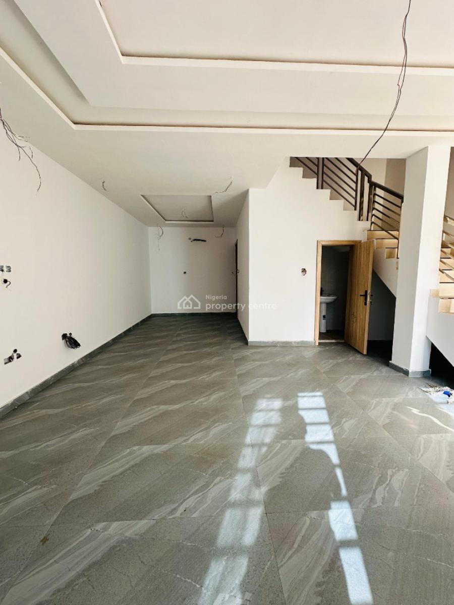 4 bedroom semi-detached duplex for sale