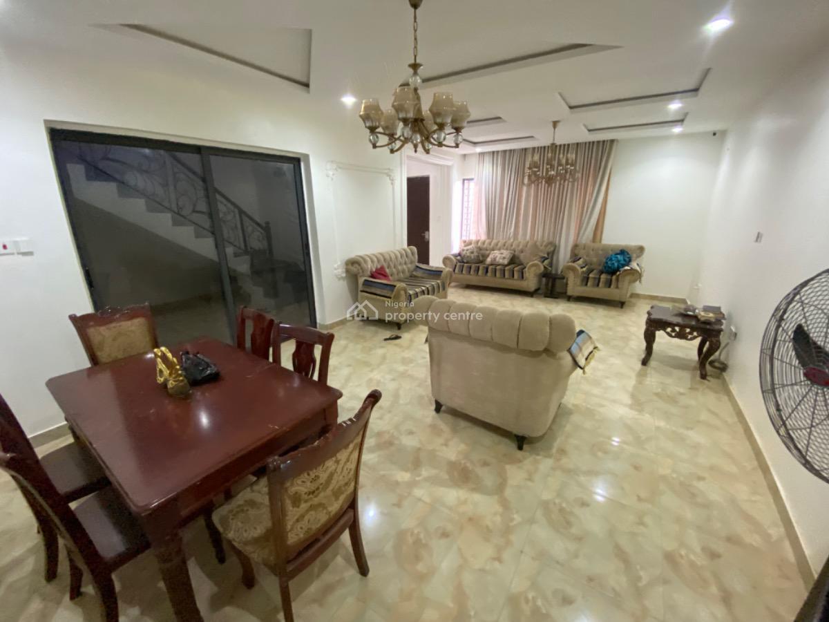4 bedroom terraced duplex for sale
