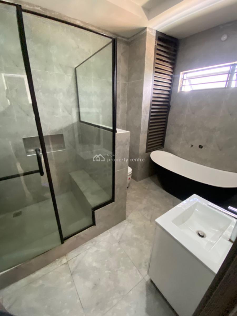 4 bedroom terraced duplex for sale