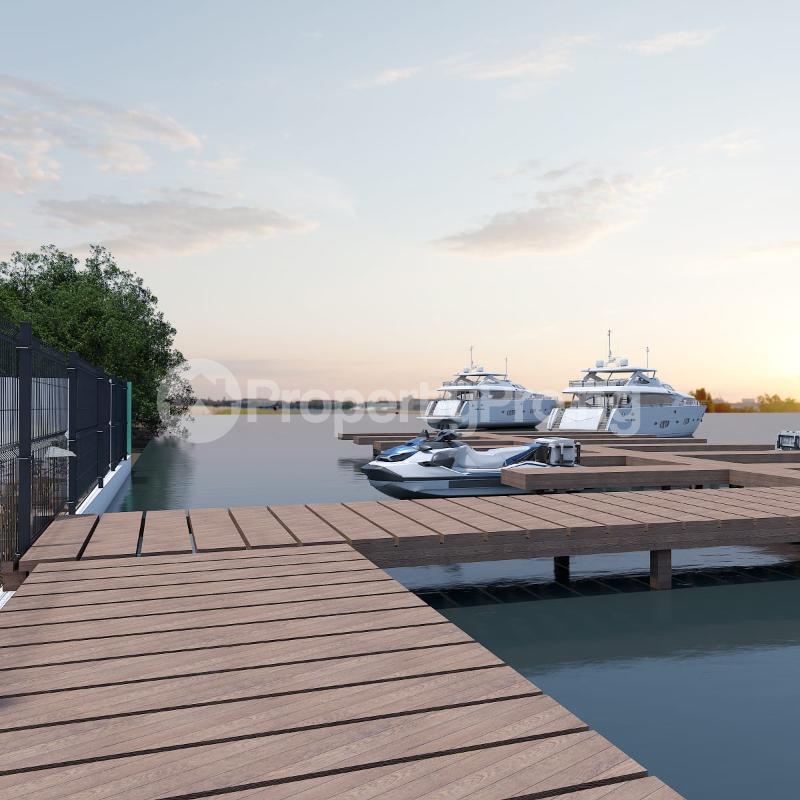 Ultra Luxurious Waterfront 2/3/4 Bedroom Apartment