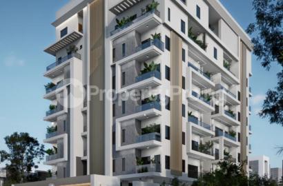 Ultra Luxurious Waterfront 2/3/4 Bedroom Apartment