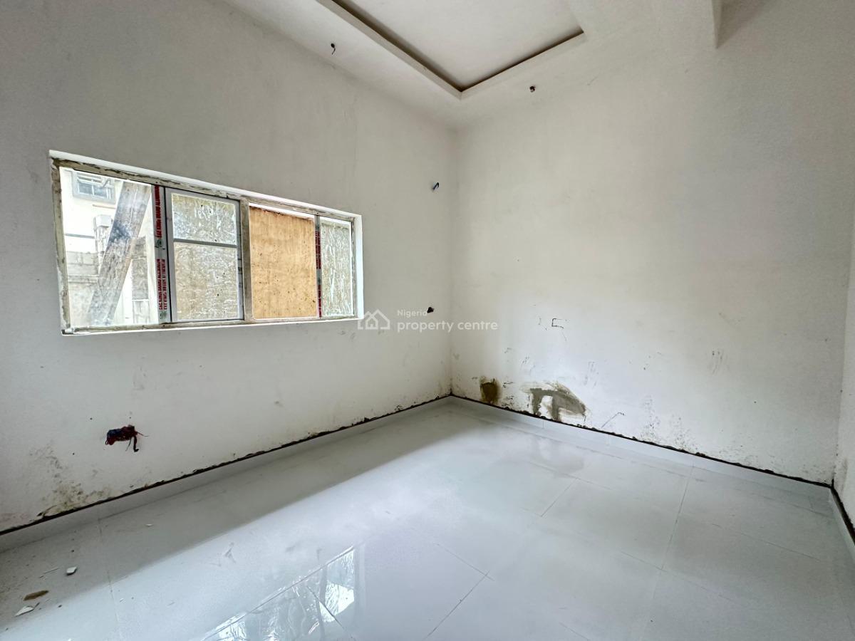 1 bedroom mini flat (room and parlour) for rent