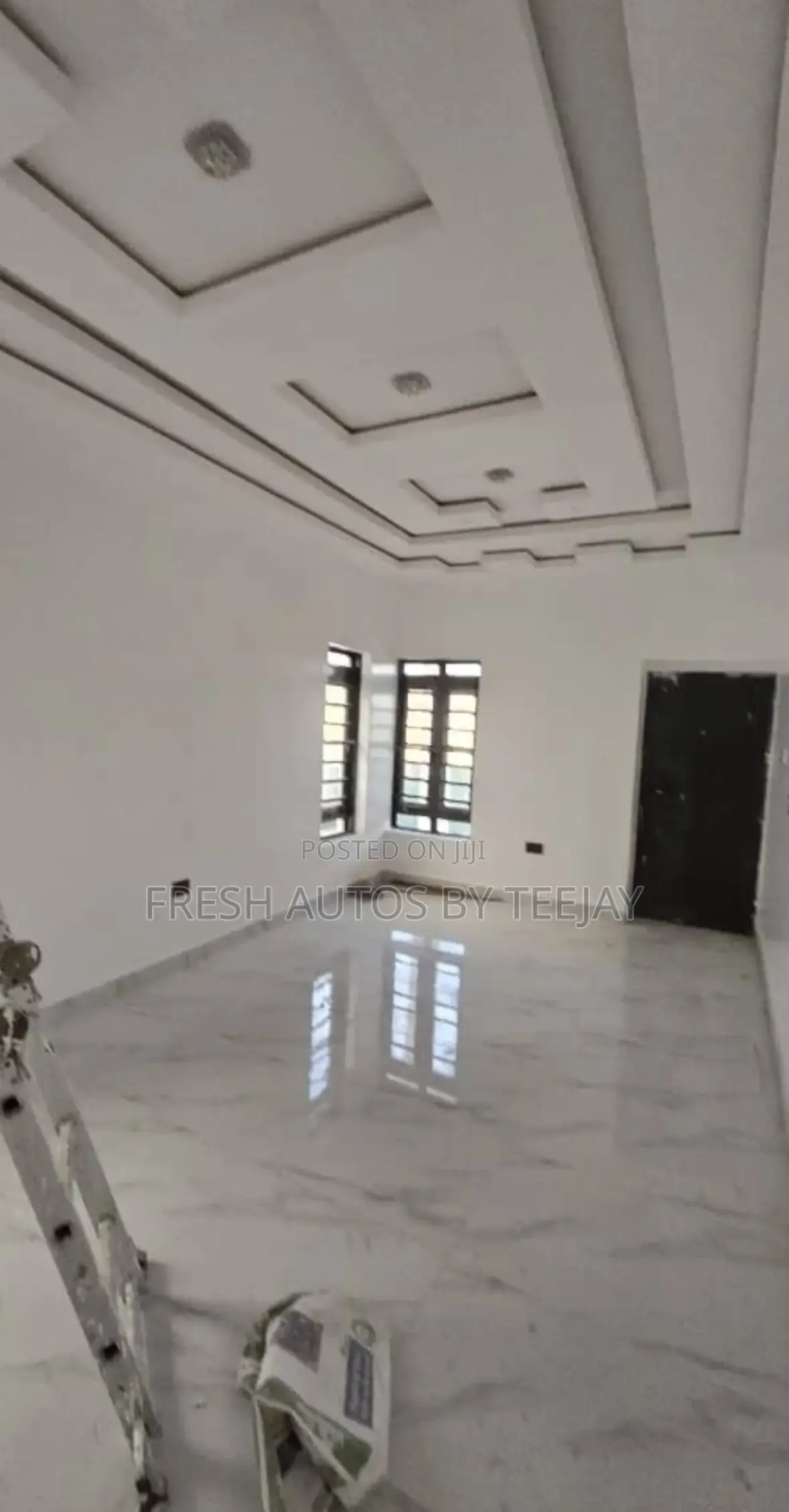 5bdrm Duplex in Omole Phase2 Estate for sale