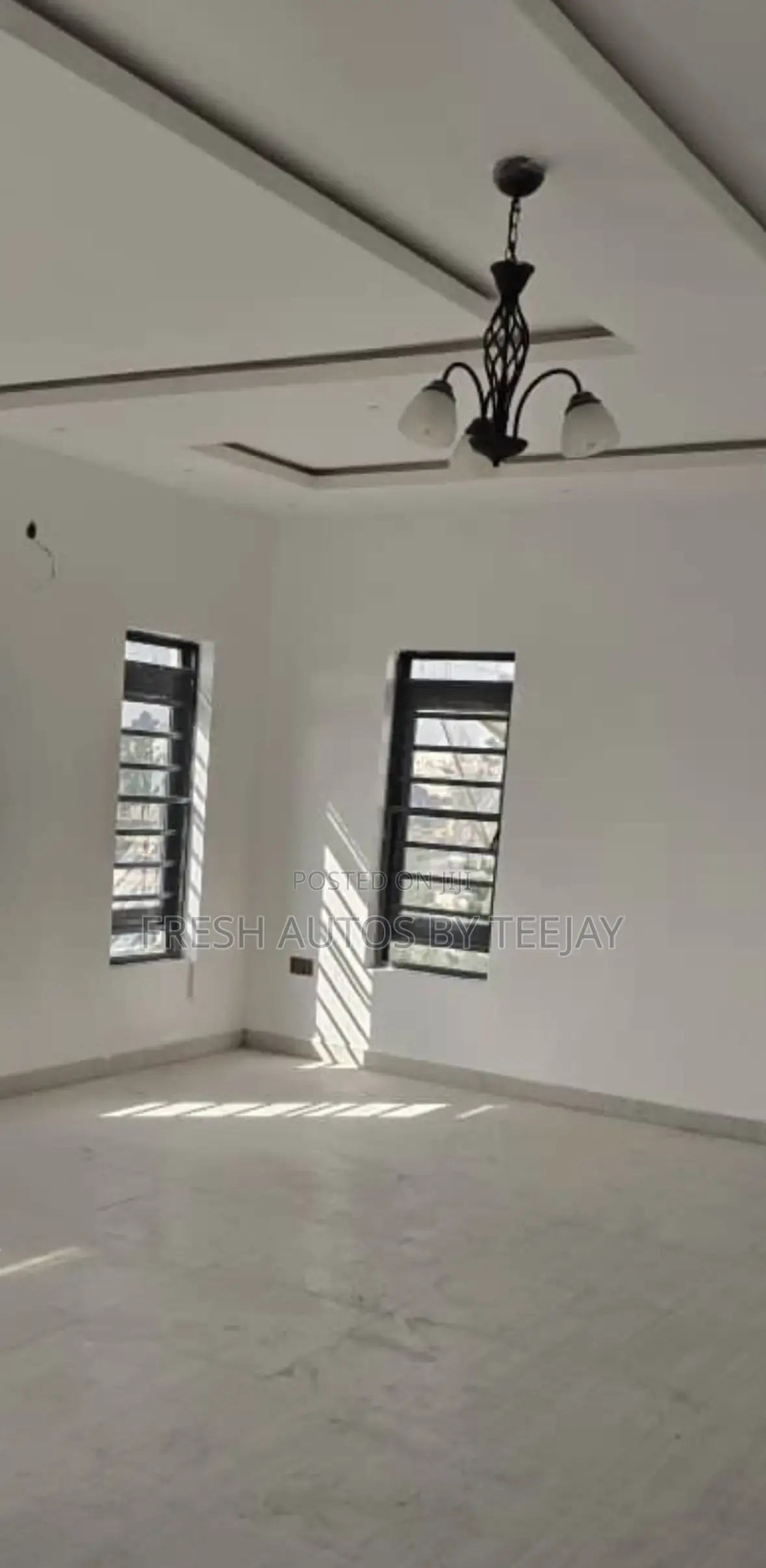 5bdrm Duplex in Omole Phase2 Estate for sale