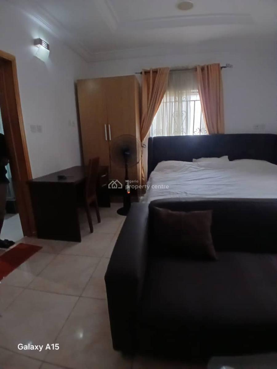 Self contain (single rooms) for rent