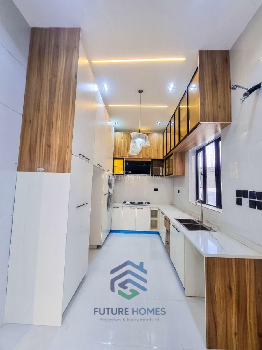 4 Bedroom Detached Duplex With Bq