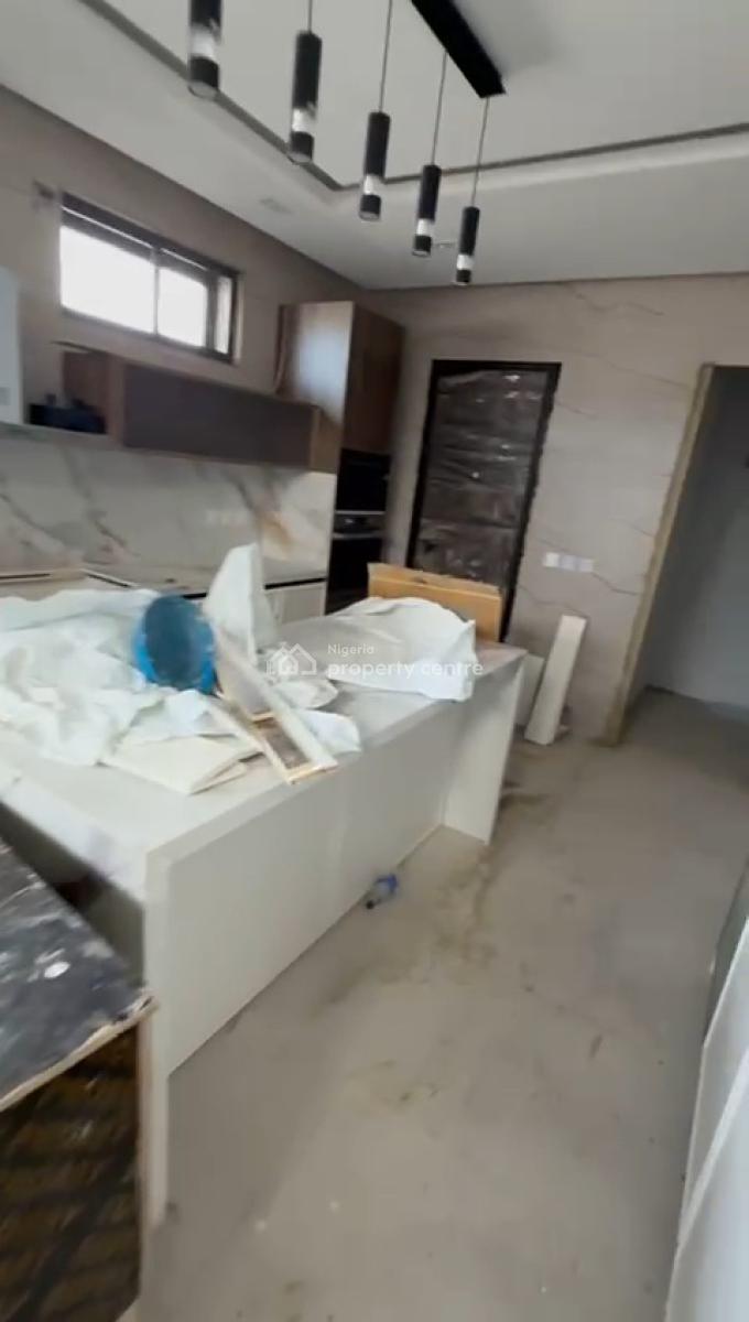 5 bedroom detached duplex for sale