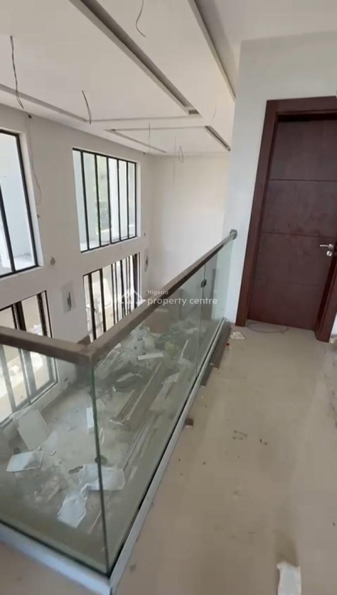 5 bedroom detached duplex for sale