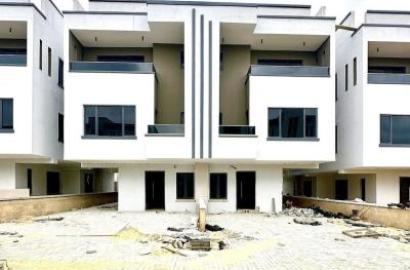4 bedroom detached duplex for sale