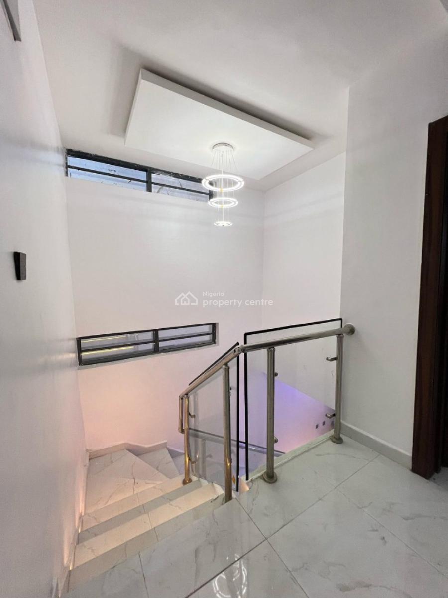 4 bedroom detached duplex for sale
