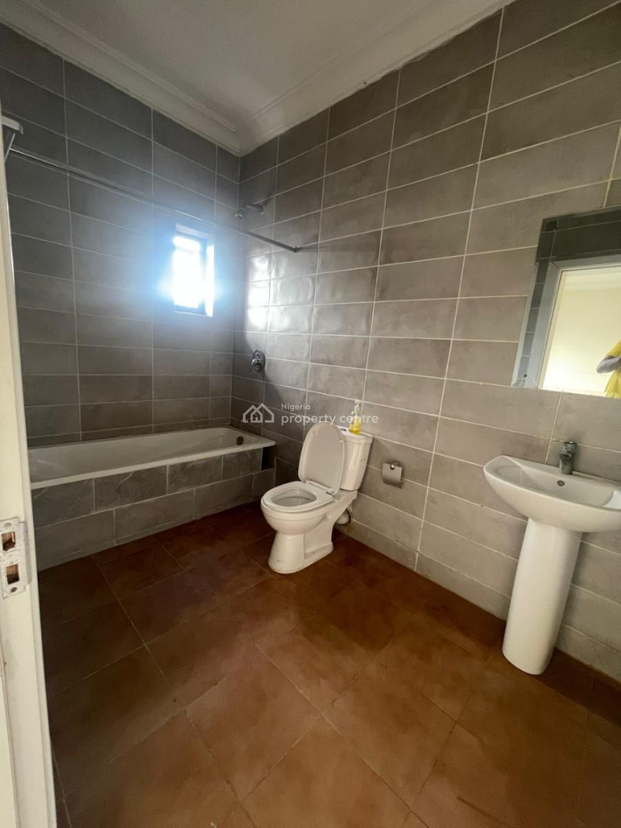 4 bedroom terraced duplex for rent