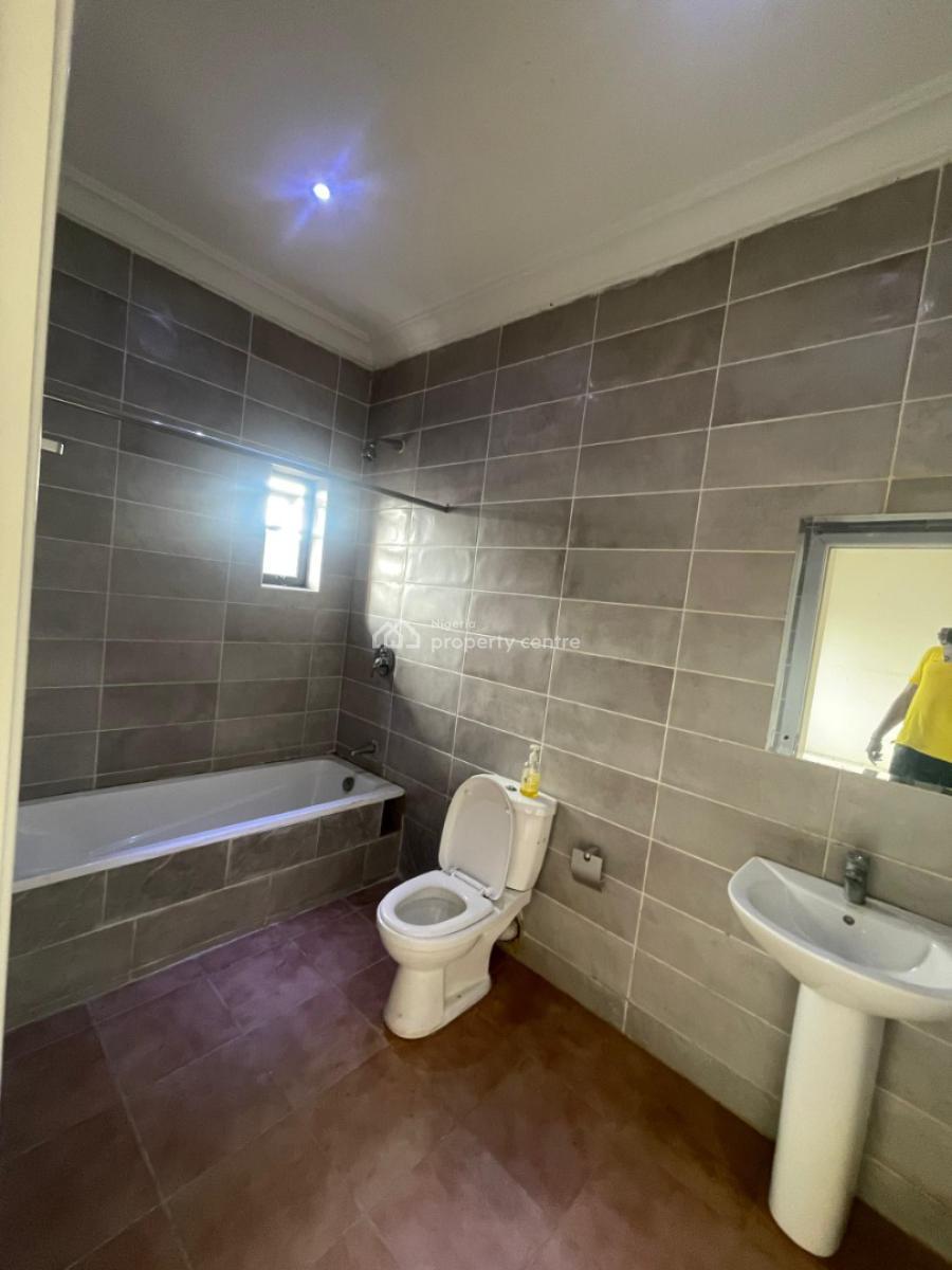 4 bedroom terraced duplex for rent