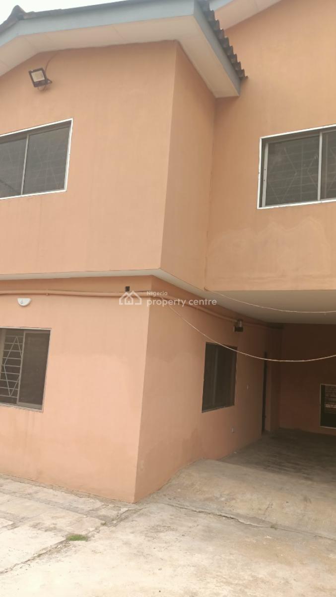 5 bedroom semi-detached duplex for rent
