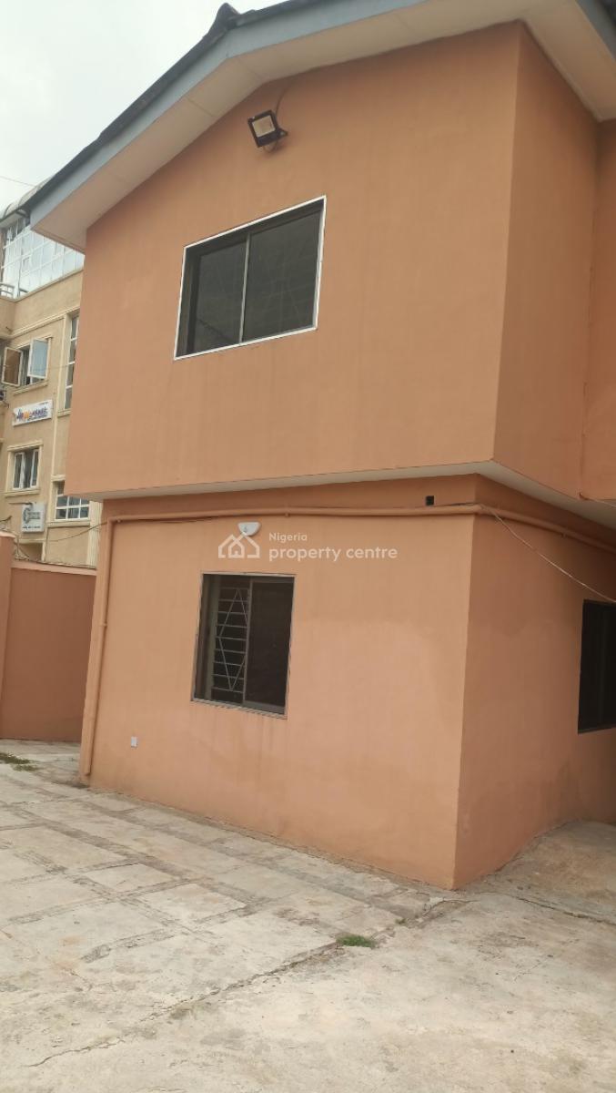 5 bedroom semi-detached duplex for rent